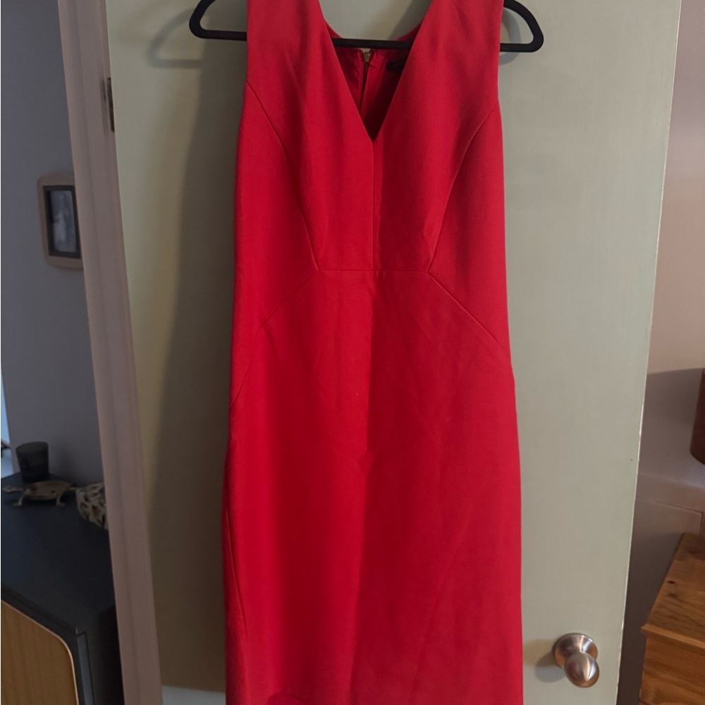 Elegant Red Sleeveless Dress